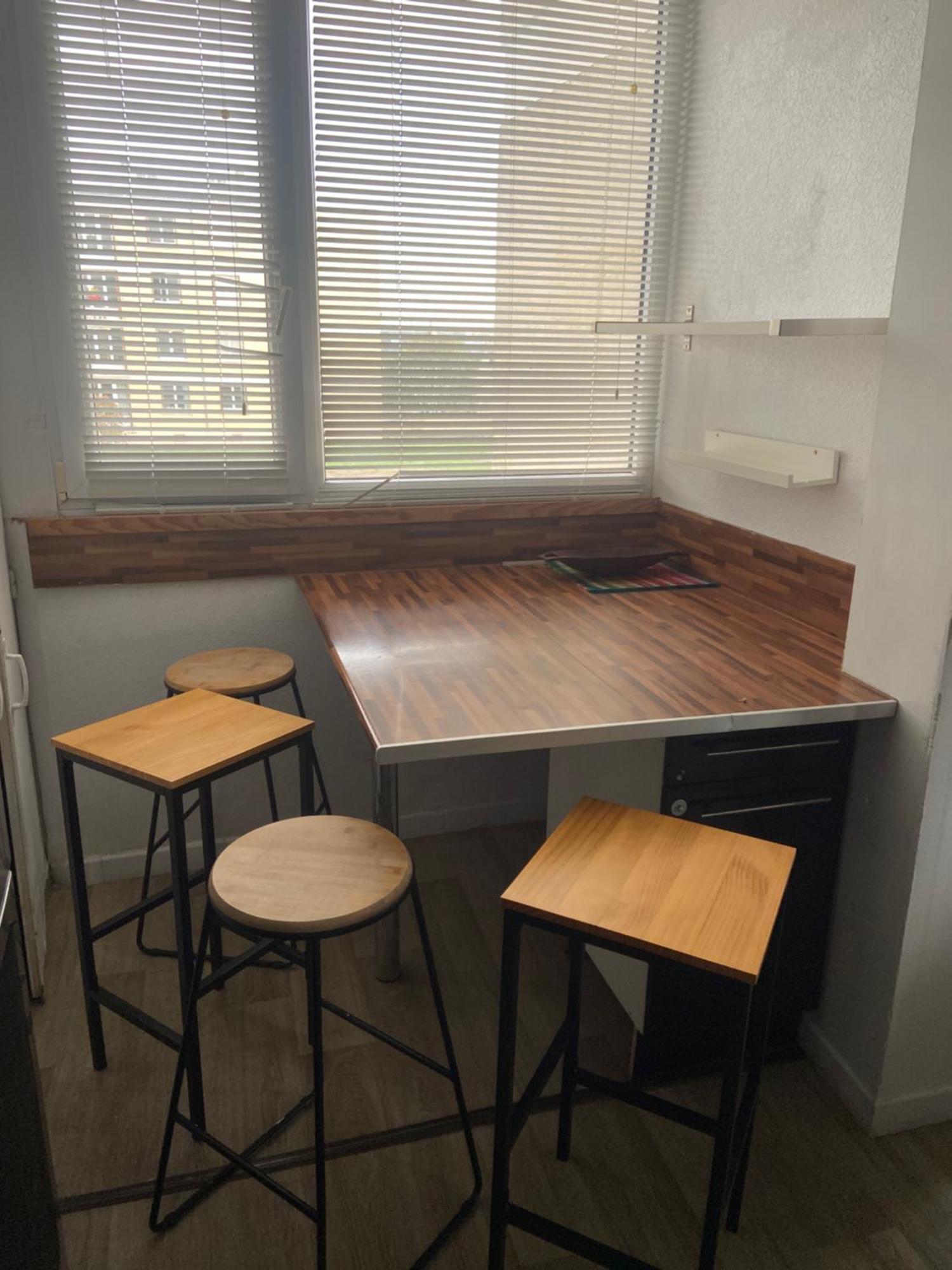 Bel Appartement Spacieux ,Convivial De 3 Chambres Avec Parking Prive Secure كان المظهر الخارجي الصورة